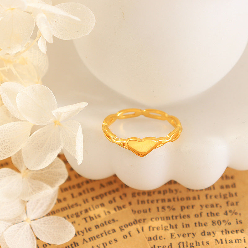 18K gold fashionable love heart with hollow design light luxury style ring